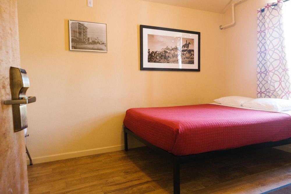 Old Brewery Hostel Tonopah Luaran gambar